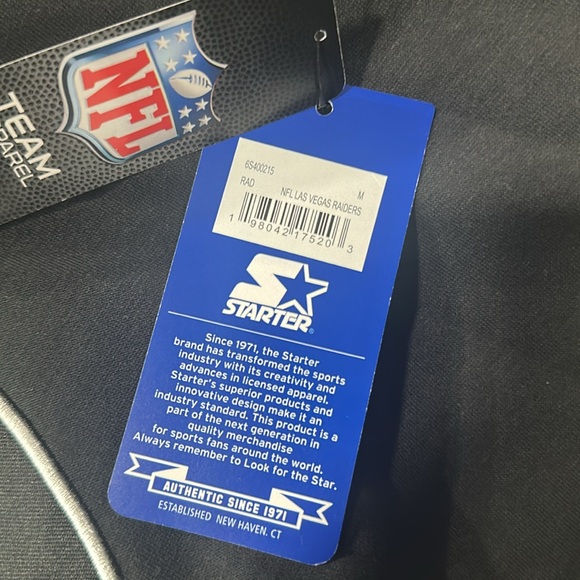 Las Vegas Raiders Starter Men’s Hockey Style Hoodie Retails For $125 - Picture 15 of 15